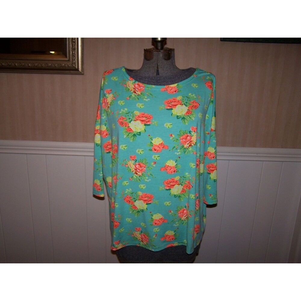 LESHOP FLORAL‎ BLOUSE SIZE LARGE
